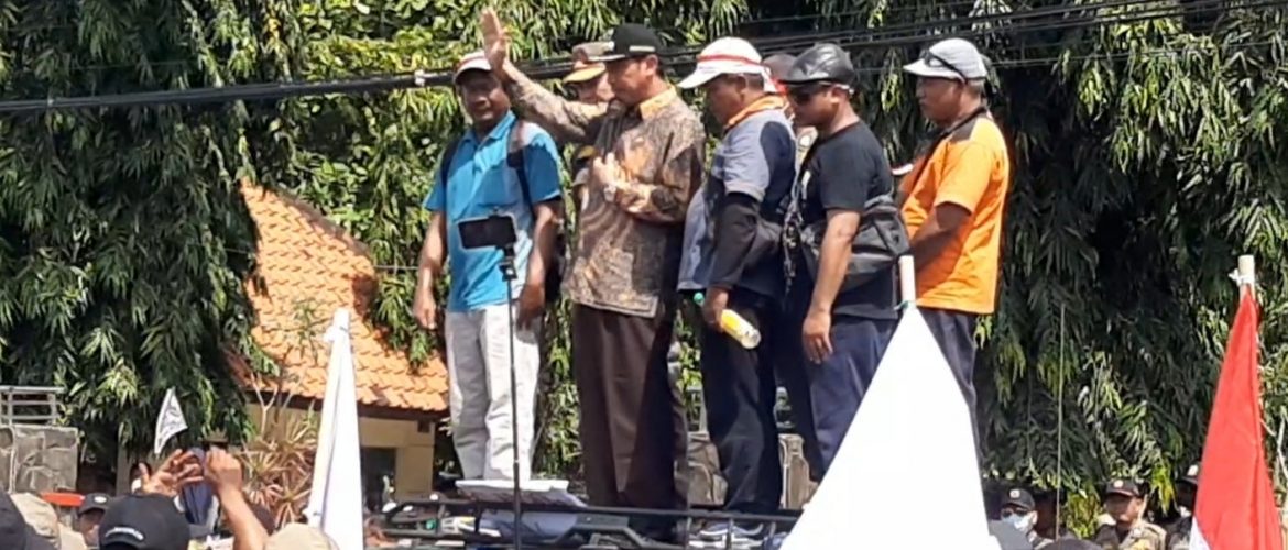 Bupati Janji Sampaikan Tuntutan Nelayan ke Pemerintah Pusat