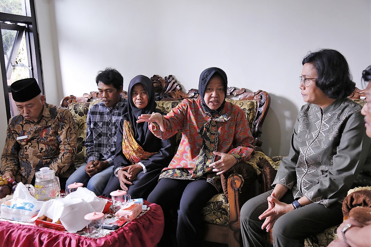 Sumringah Dikunjungi Dua Menteri, Rumaiyah Bangkit dari Kemiskinan Ekstrem