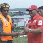 PMI Boyolali Bantu Jaket Pelampung untuk Paguyuban Perahu