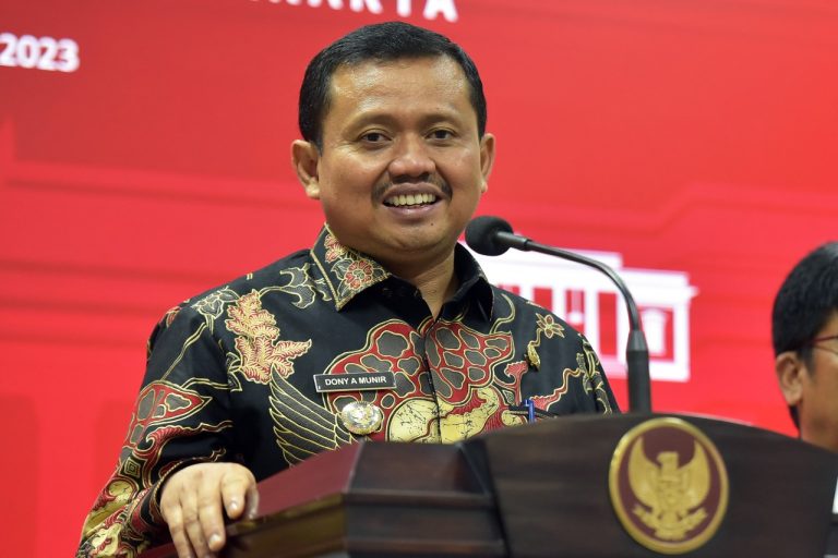 Sukses Turunkan Stunting, Bupati Sumedang Diminta Jokowi Keliling ke Tiap Provinsi