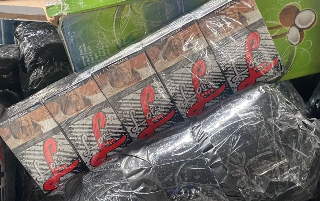 Bea Cukai Kudus Bongkar Peredaran Rokok Ilegal di Jasa Ekspedisi