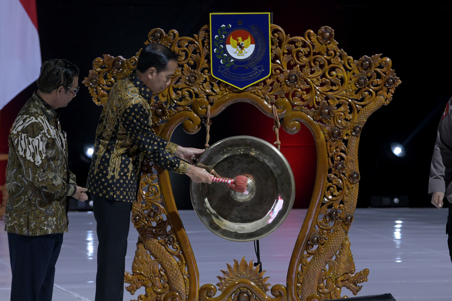 Presiden Minta Pemda Turunkan Stunting dan Kemiskinan Ekstrem