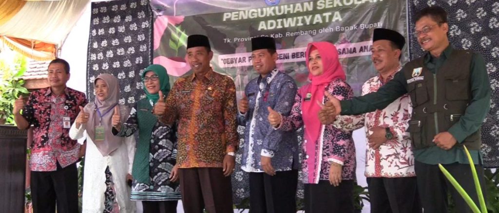 Lima SD dan SMP Peraih Adiwiyata Provinsi Diganjar Hadiah Rp 300 Juta
