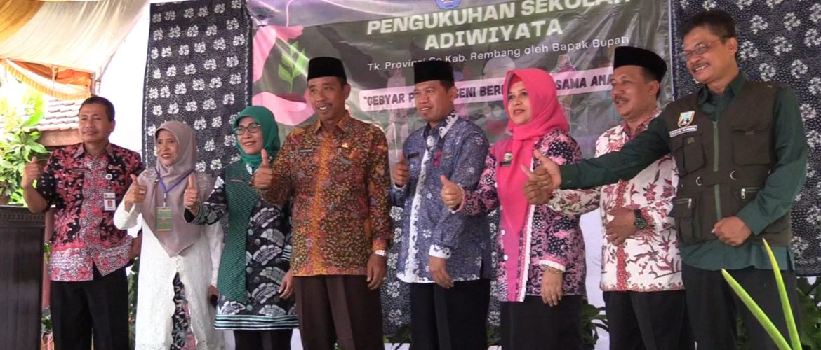 Lima SD dan SMP Peraih Adiwiyata Provinsi Diganjar Hadiah Rp 300 Juta