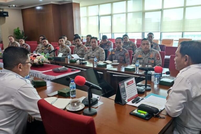 15 Anggota Polri dari Berbagai Satuan Ditugaskan ke KPK
