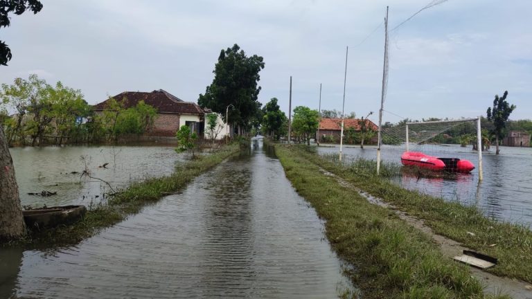 Di Desa Prampelan Banjir Belum Surut, Ribuan Warga Masih Mengungsi