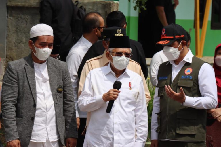 PPKM Berakhir, Wapres Tegaskan Vaksinasi Tetap Terus Dilakukan