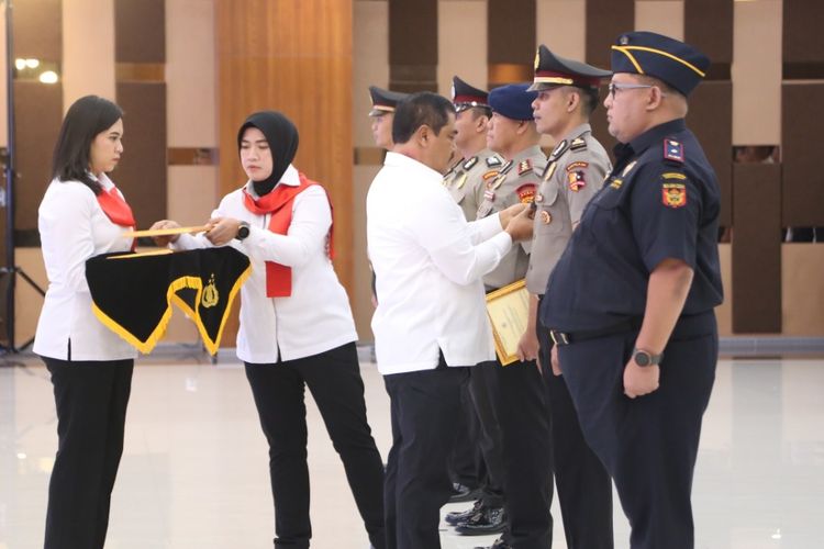 Ungkap Sindikat Sabu 1,2 Ton, 154 Personel Polri Diganjar Penghargaan