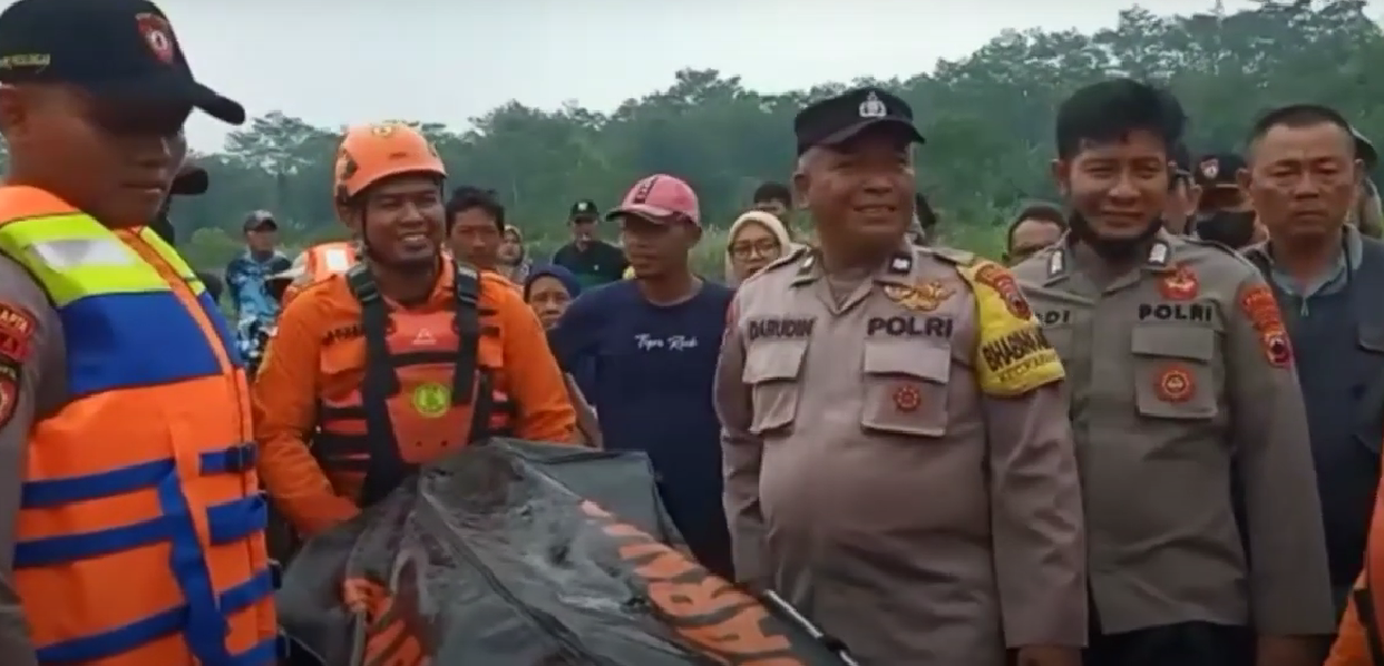 Lari Saat Digerebek Polisi, Tiga Orang Kabur dan Tewas Tenggelam di Sungai Singkarang