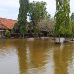 Empat Hari Sekolah Masih Tergenang, KBM Tatap Muka Ditiadakan