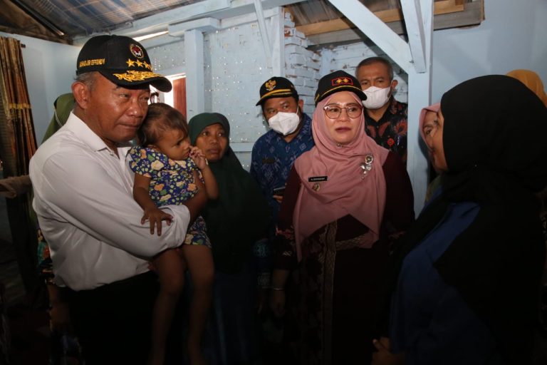 Menko PMK: Kemiskinan Ekstrem dan Stunting Beririsan, Keduanya Harus Dituntaskan