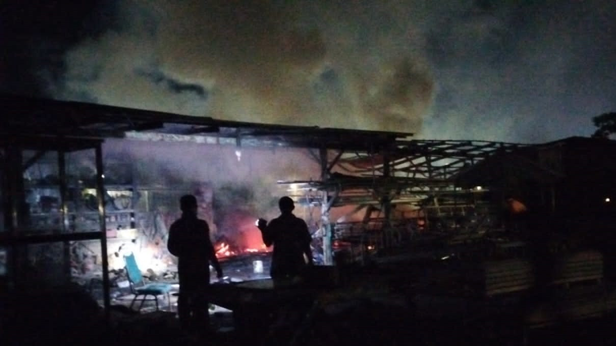 Diduga karena Korsleting, Gudang RS KSH Pati Terbakar