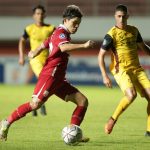 Laga Persis Solo lawan Persikabo 1973 di Stadion Maguwoharjo Sleman, kemarin malam. (Foto: dok Media Persis)