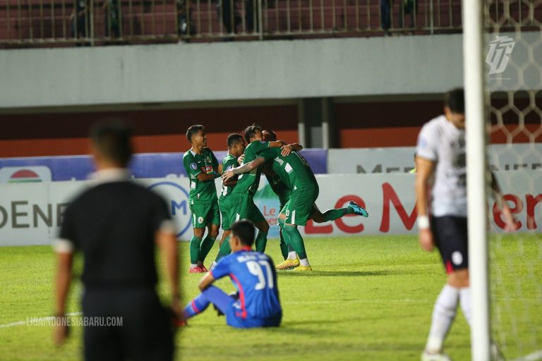 Selebrasi PSS Sleman pada laga lawan RANS Nusantara FC. (Foto: Dok PT LIB)