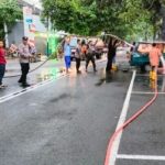 Tak Matikan Mesin saat Isi BBM, Mobil Terbakar di depan SPBU Jenderal Sudirman