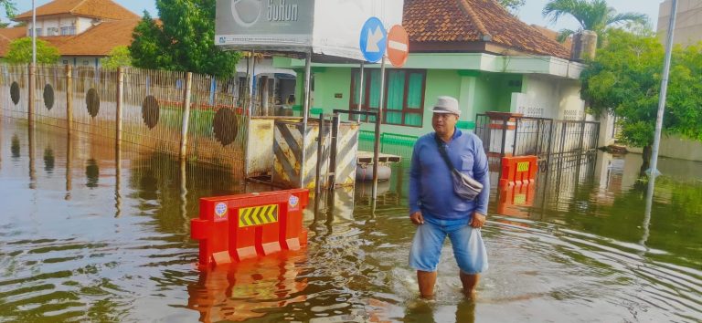 Hampir Satu Minggu, Operasional Terminal Induk Tipe A Jati Lumpuh