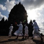 Digelar Perdana di Candi Prambanan, Umat Hindu Upacara Hari Suci Kuningan
