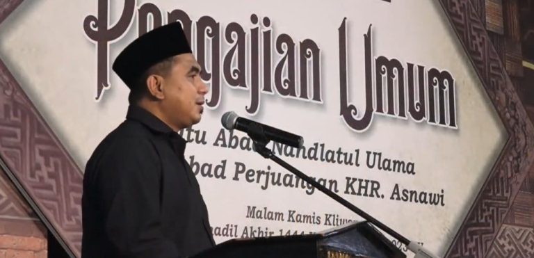 Hadiri Pengajian Umum Haul KHR Asnawi ke-65, Wagub Jateng: Beliau adalah Pejuang