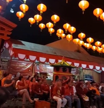 Pasar Imlek Tarik Atensi Puluhan Ribu Warga, Meriahkan Perayaan Malam Tahun Baru Imlek di Pati