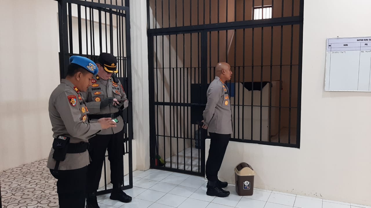 Kunjungi Rutan Polresta Pati, Kapolresta: Jangan Ulangi Kesalahan yang Sama