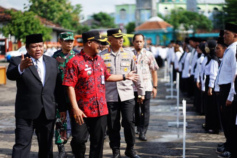 KPU Pati Lantik Ribuan Petugas PPS Terpilih