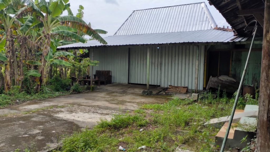 Diduga Menjadi Lokasi Penimbunan Solar, Rumah Eks Kades Bringin Terpantau Sepi