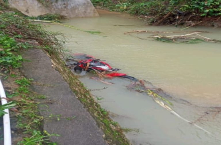 Seorang Pria Tewas, Diduga Terseret Banjir Bandang di Grobogan