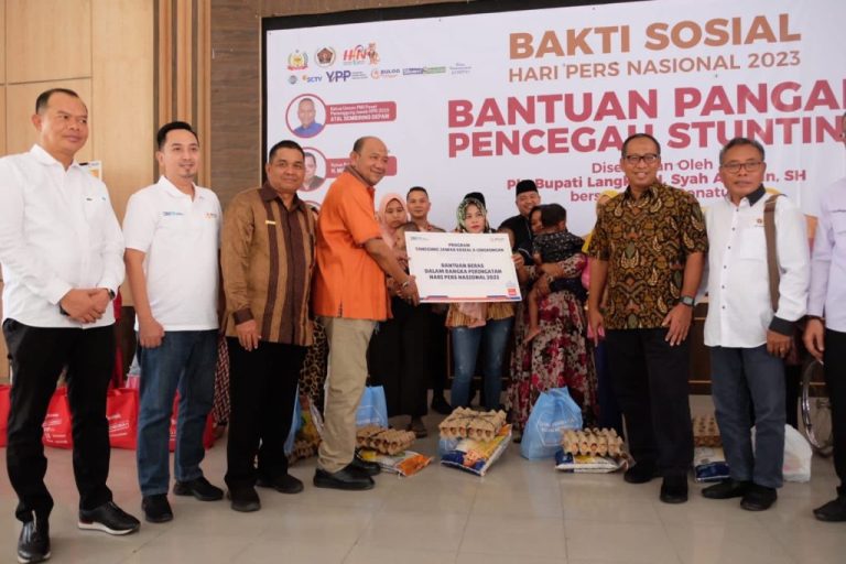 Rangkaian HPN, Bulog dan PWI Peduli Salurkan Bantuan Beras