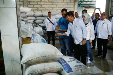 Aman, Mentan SYL Pastikan Ketersediaan Beras Jelang Puasa dan Lebaran