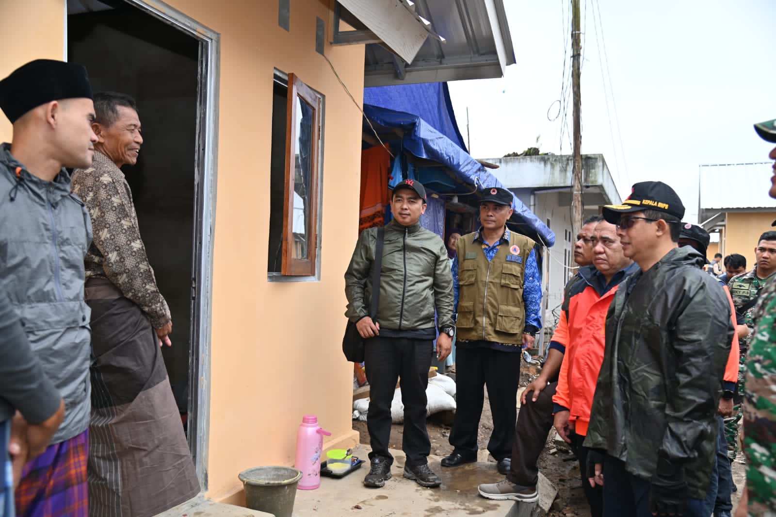 Ramadhan Rampung, Kepala BNPB Tinjau Pembangunan Rumah Insitu