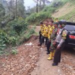 Dikeluhkan Warga, Sekda Lansung Turun ke Jalan Rusak di Lebakbarang