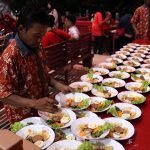 Mengenang Gus Dur dan Lontong Cap Go Meh di Klenteng Hok Tik Bio