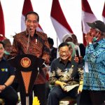 Presiden Serahkan SK Hutan Sosial dan TORA, Manfaatkan untuk Kesejahteraan