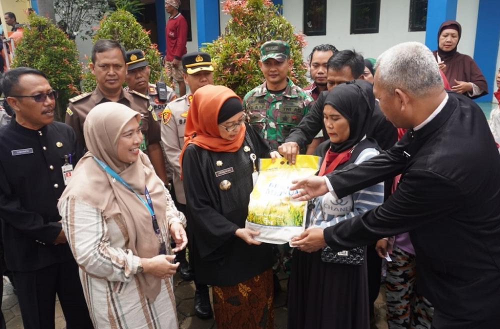 Tidak Hanya Dijual di Pasar, Beras Murah Disebar di 15 Kecamatan