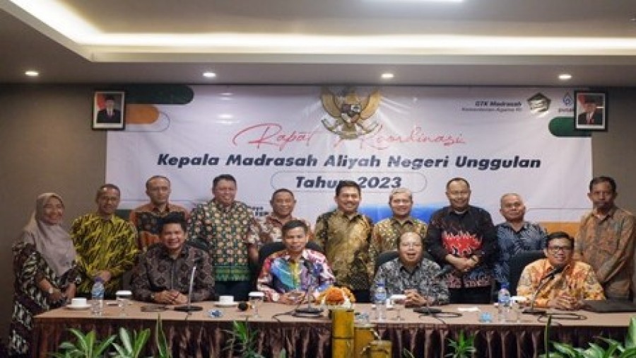 Kemenag Segera Penuhi Kebutuhan Guru MAN Unggulan