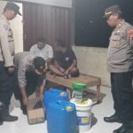 Polsek Karangmoncol Sita Puluhan Liter Tuak di Kios Warga