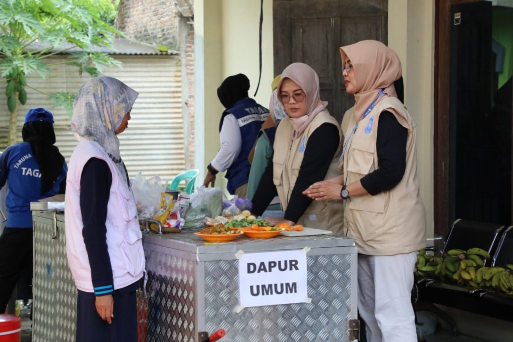 Magelang dan Boyolali Siapkan Intervensi Gizi bagi Pengungsi Erupsi Merapi