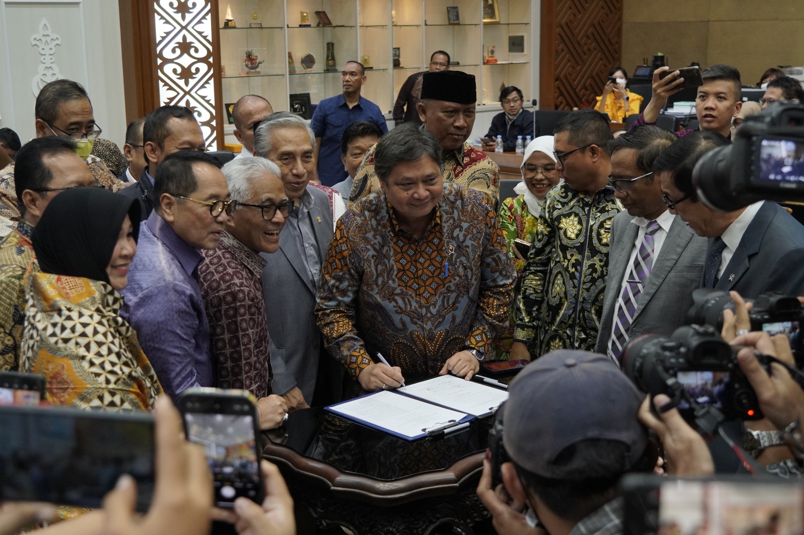 DPR RI Setujui RUU Penetapan Perpu Cipta Kerja Jadi Undang-Undang