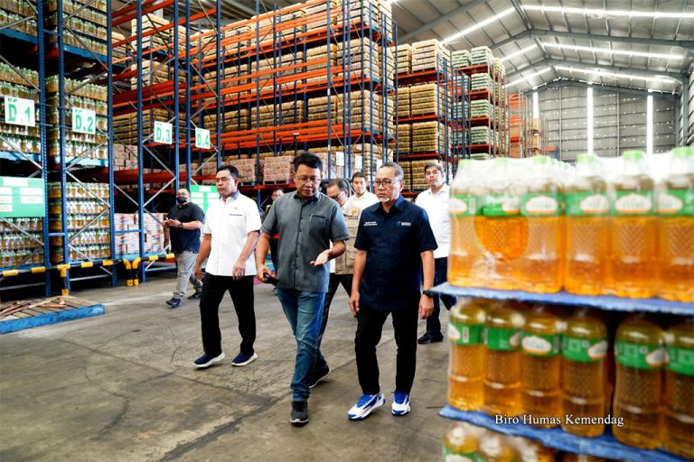 Bappanas: Produsen Sepakat Pasok Minyak Goreng ke BUMN Pangan untuk CPP