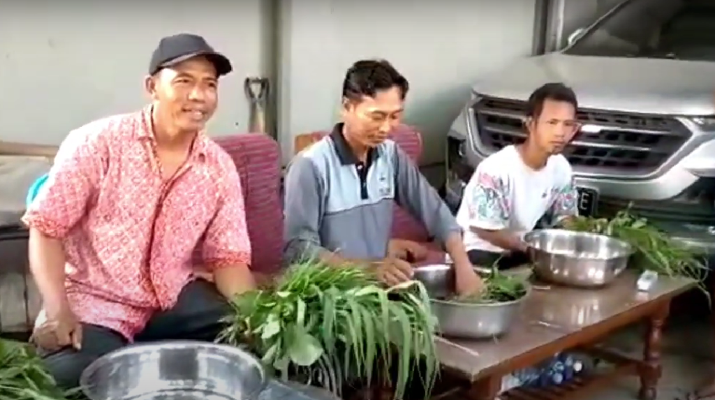 Kurangi Pupuk Hingga 50 Persen, Petani Dilatih Membuat Biosaka