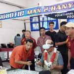Bupati Tantang MAN 2 Banyumas Kembangkan Drone Penyemprot Padi