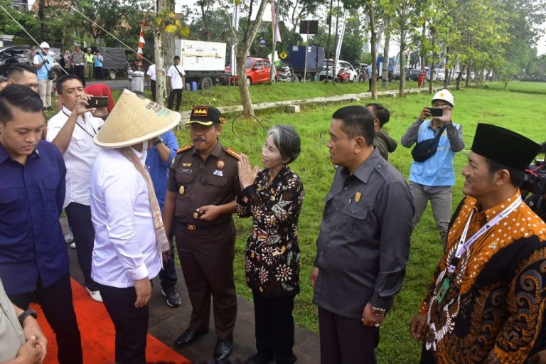 Menteri ATR/BPN Siap Membantu Penyesaian Persoalan Tanah Timbul