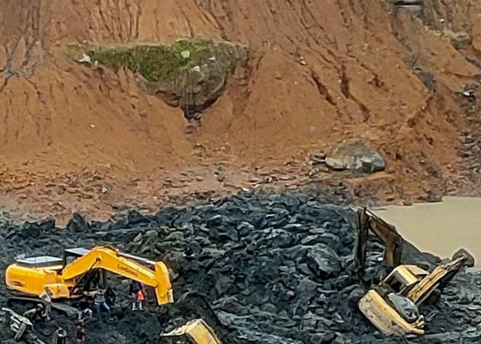 Tiga Orang Pekerja Tambang Pasir Tewas Tertimbun Longsor di Cianjur