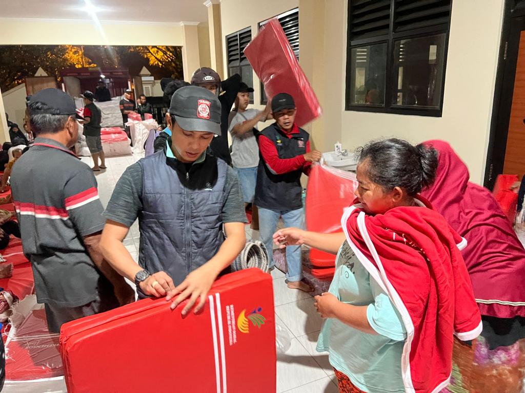 Kemensos Salurkan Bantuan untuk Warga Terdampak Banjir di Solo