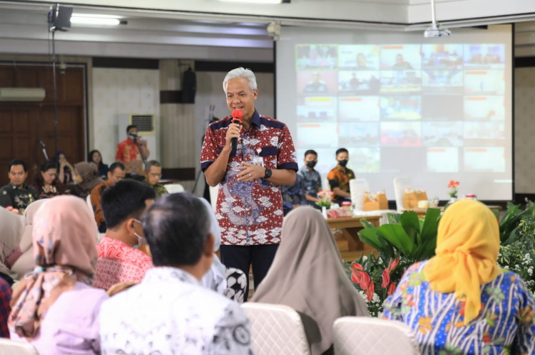 Pembangunan Go Green, Ganjar Ingatkan Tata Ruang Tidak Boleh Kalah dari Tata Uang