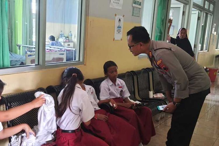 Jajan Sembarangan, Puluhan Pelajar SDN 2 Mejobo Keracunan