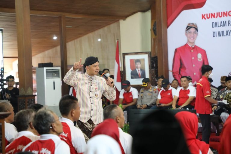 Cilacap Luncurkan Progran Kancing Merah Atasi Kemiskinan Ekstrem dan Stunting