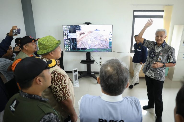 Dieng Hanya Punya Satu Alat Deteksi, Ganjar Siap Bantu Seismometer