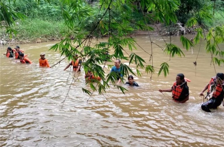 Dua Bocah Tenggelam Terseret Arus Sungai Gelis, Satu Ditemukan Tewas