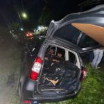 Terperosok usai Kejar-kejaran, Minibus Pengangkut Rokok Ilegal Diamankan Bea Cukai Kudus